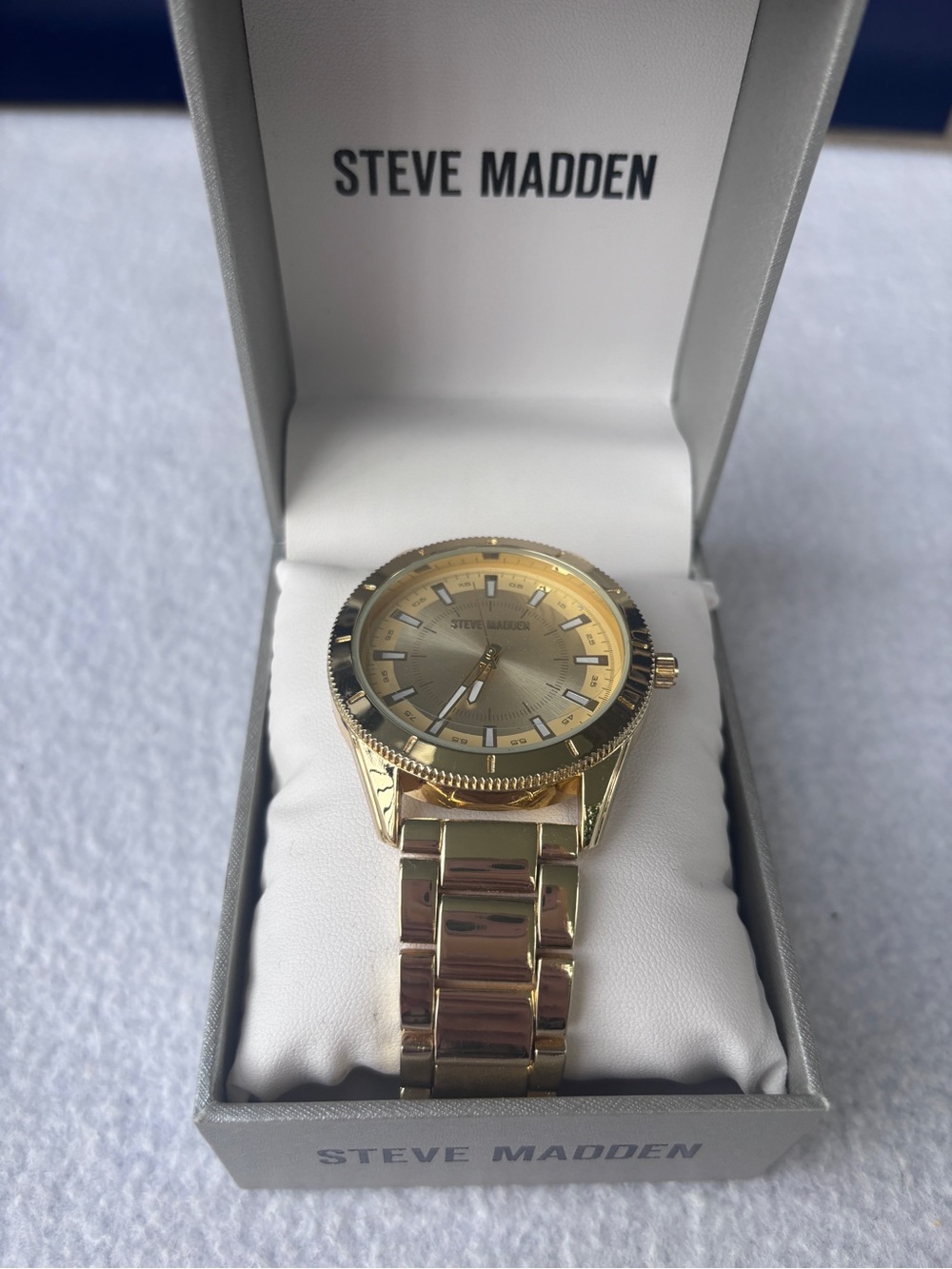 Steve Madden Gold-Tone Metal Link Bracelet Men’s Watch W/ Box NWT